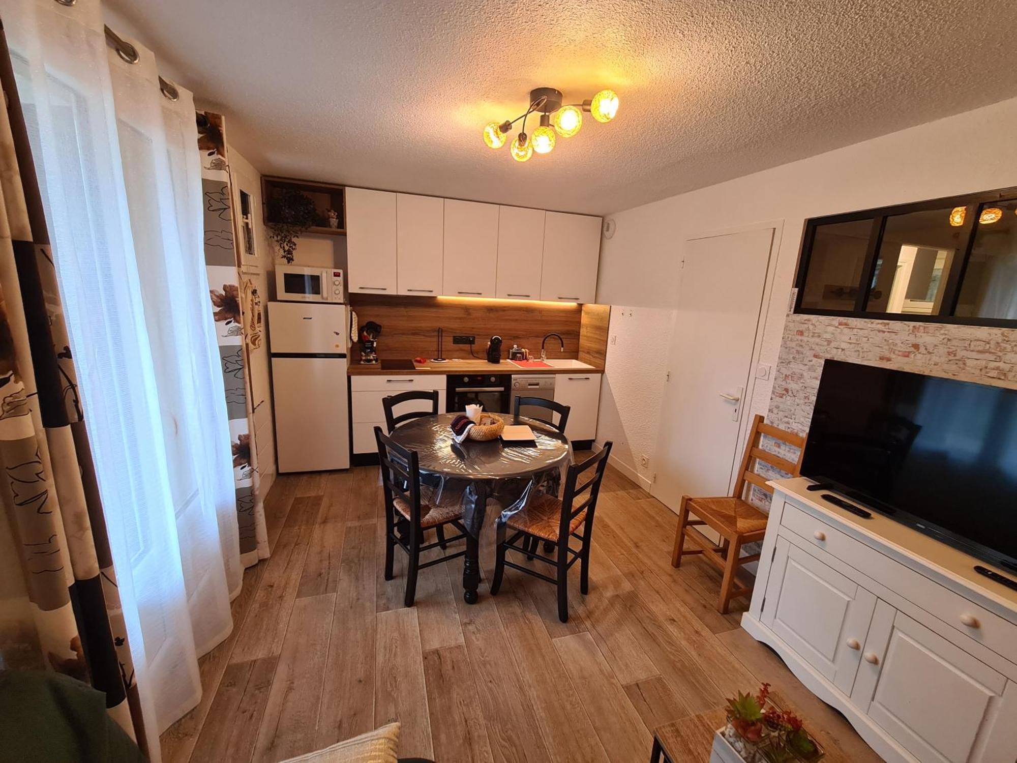 Escapade Montagne En Famille, Appartement Cosy Avec Piscine Couverte Bielle Экстерьер фото